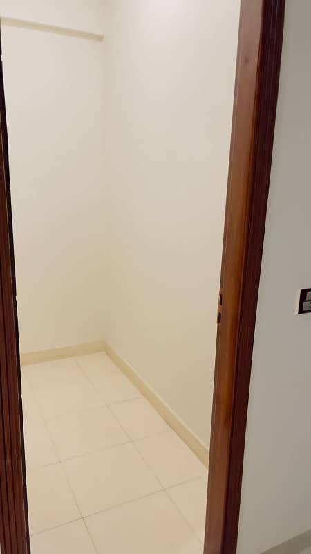 Three Bedroom Flat Available For Rent In Defence Residency DHA Phase 2 Islamabad. 8
