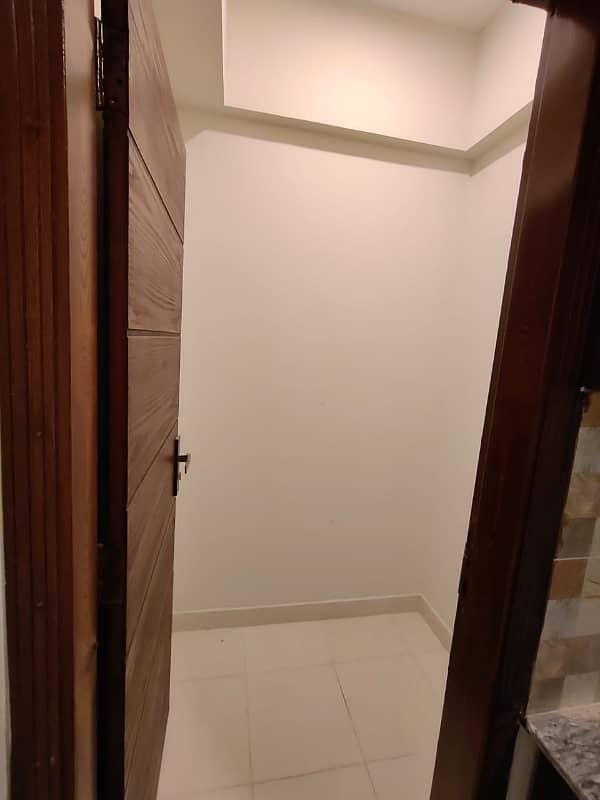 Three Bedroom Flat Available For Rent In Defence Residency DHA Phase 2 Islamabad. 9