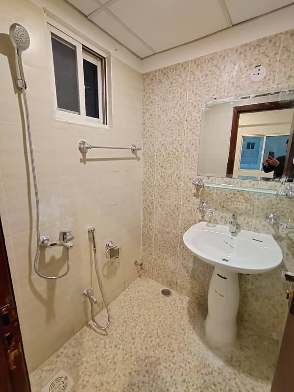 Three Bedroom Flat Available For Rent In Defence Residency DHA Phase 2 Islamabad. 15