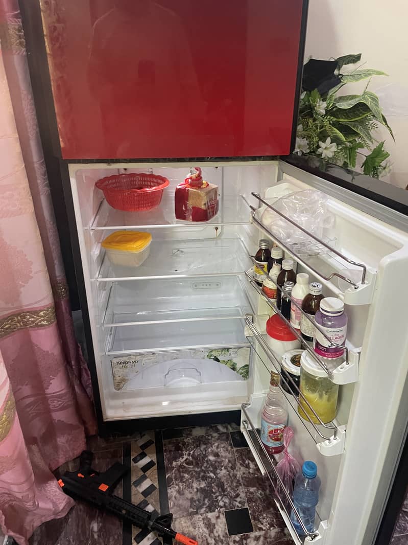 Dawlance Energy saving fridge 1