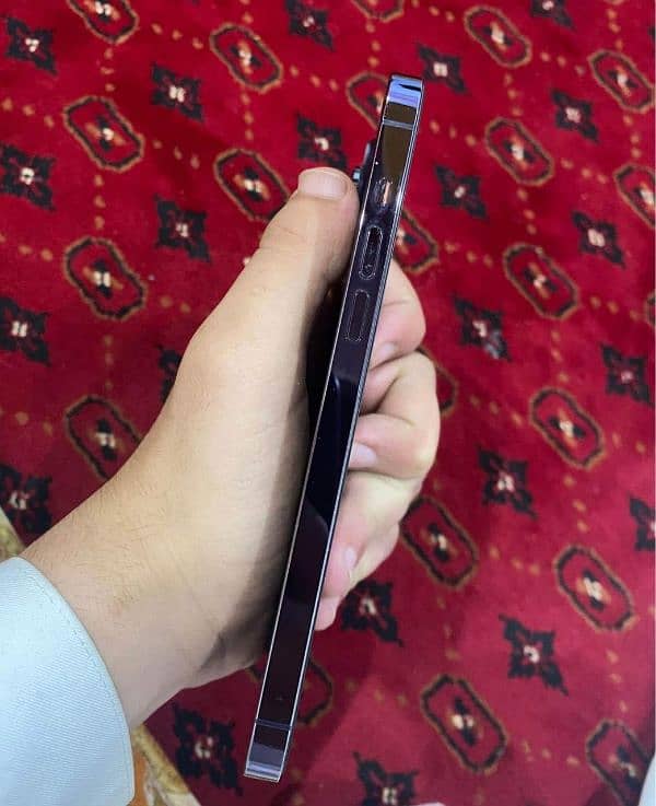 14 pro max  Non PTA  256 gb HQ Model dual physical  86 battery 0