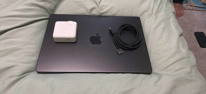 MacBook pro m4 pro 5