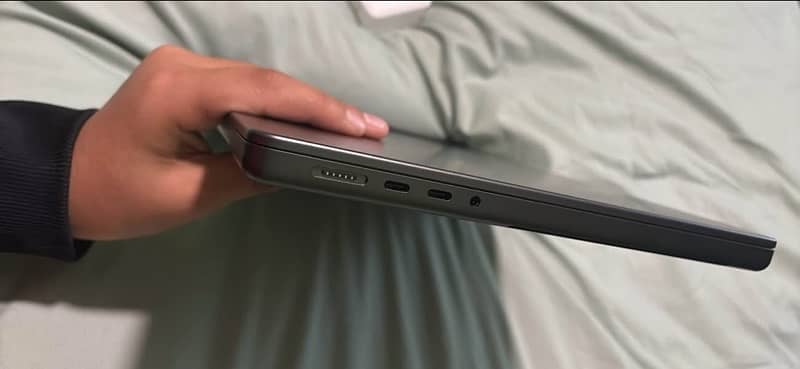 MacBook pro m4 pro 7