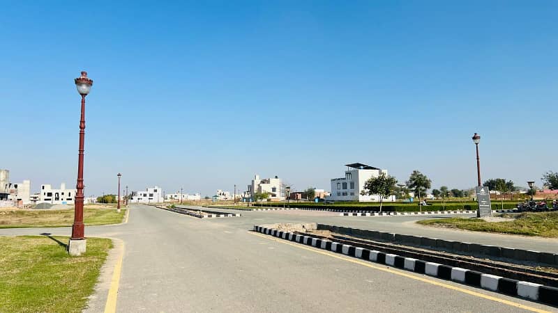 Good Location Corner Premium Plot Available For Sale In Lake City Sector Golf Estate 2 2