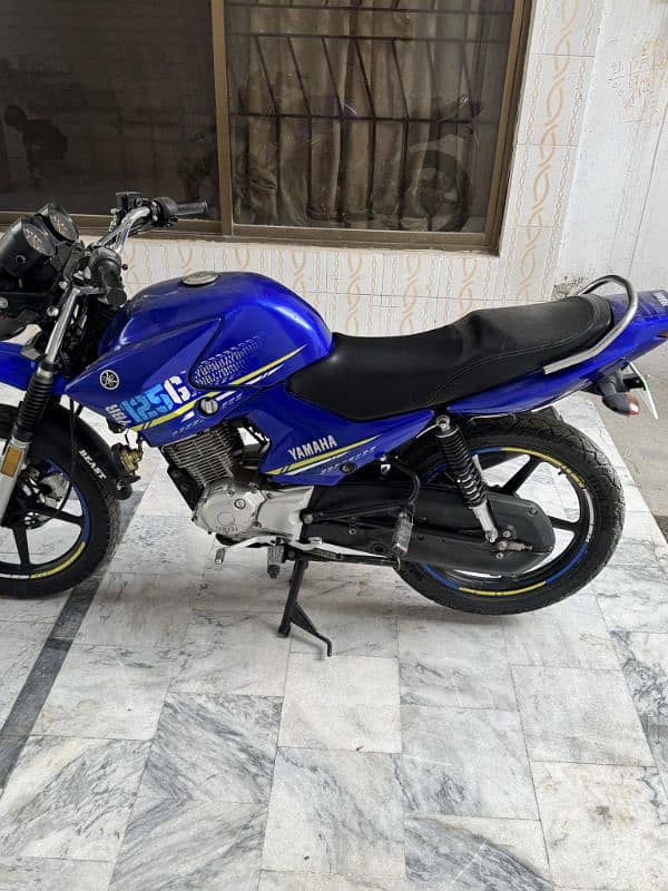 Yamaha ybr 125g 2021 model 3