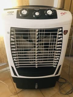 United UD 745 chilled air cooler