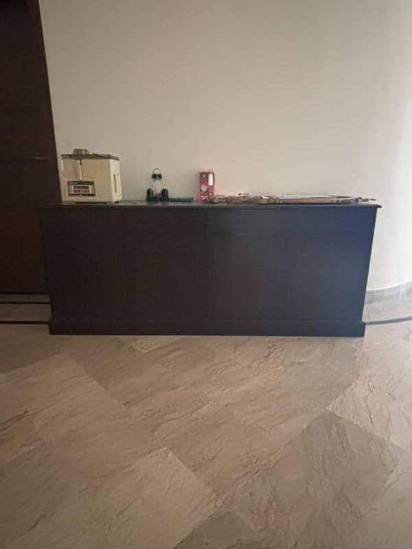 side tables in good condition 0