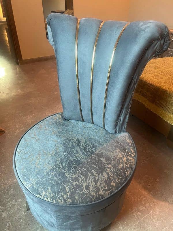 2 coffee chairs and table 1