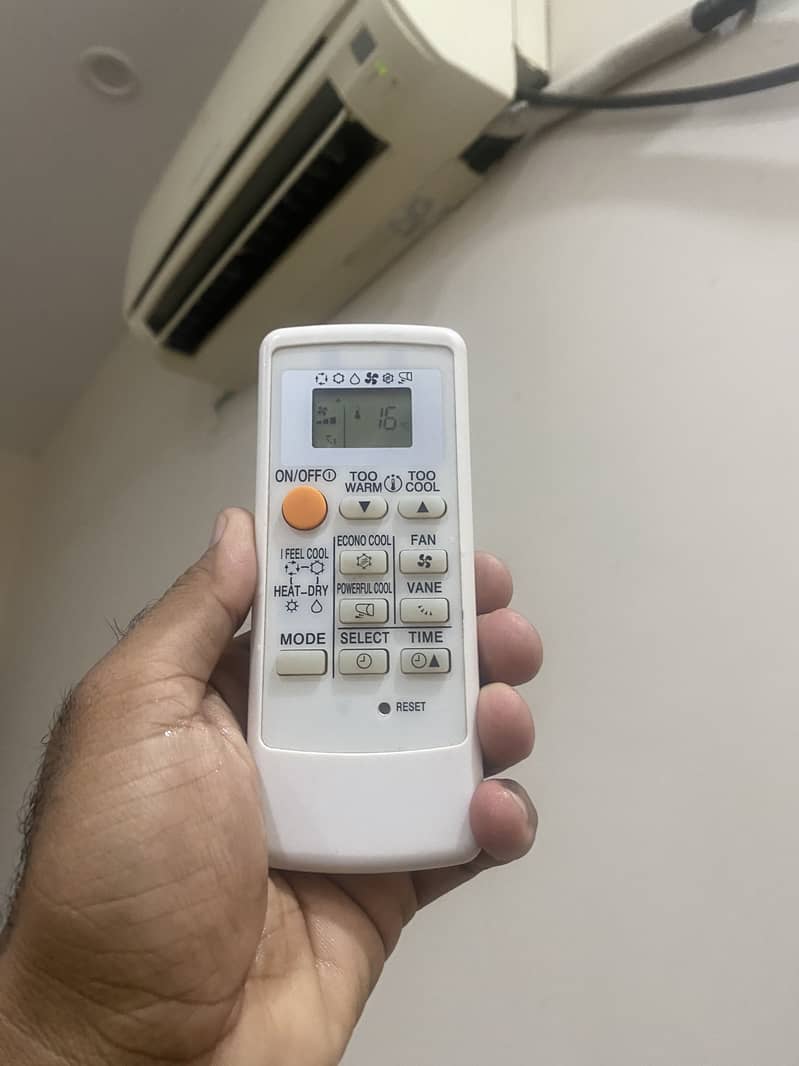Mitsubishi 1 Ton AC 3