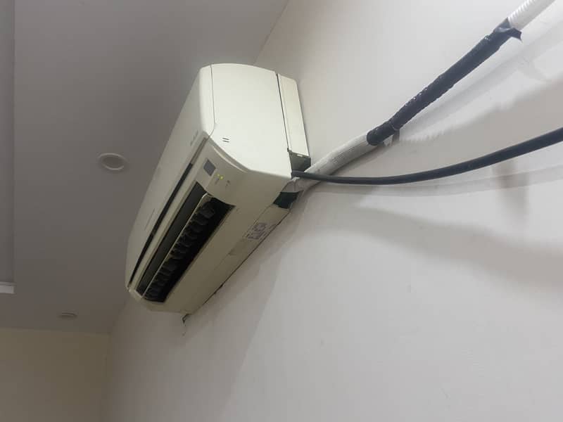 Mitsubishi 1 Ton AC 4