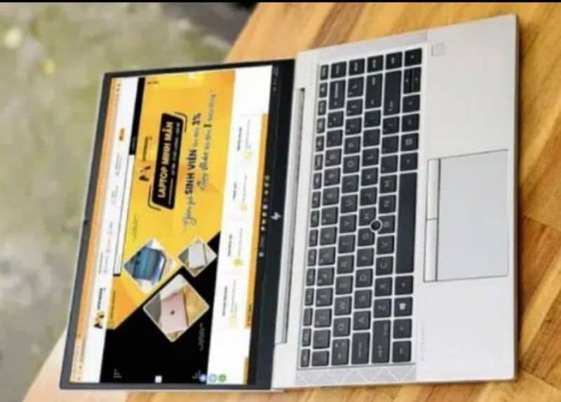 HP 840 G5 | Core i5 8th Generation (Ram 8GB + SSD 256GB)New HP Logo 2