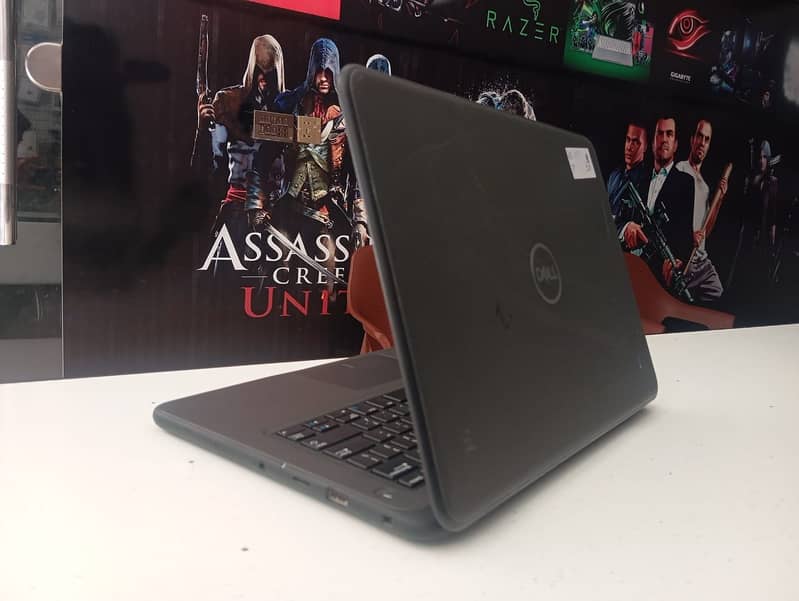 Dell Latitude 3300 Core i3 7th Gen 8Gb/128Gb SSD 3
