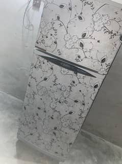 fridge hai sirf gas leak ho hai pata nahi kahan se emergency sale
