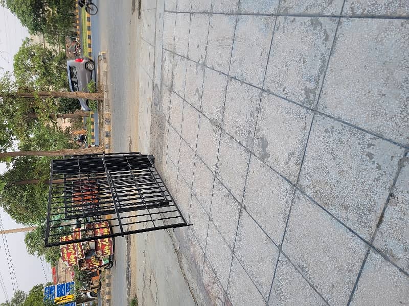 3 Marla Shop + Open Area Available for Rent in Johar Town Main Boulevard Lahore 3
