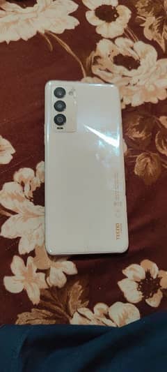 tecno common 18t 8+128
