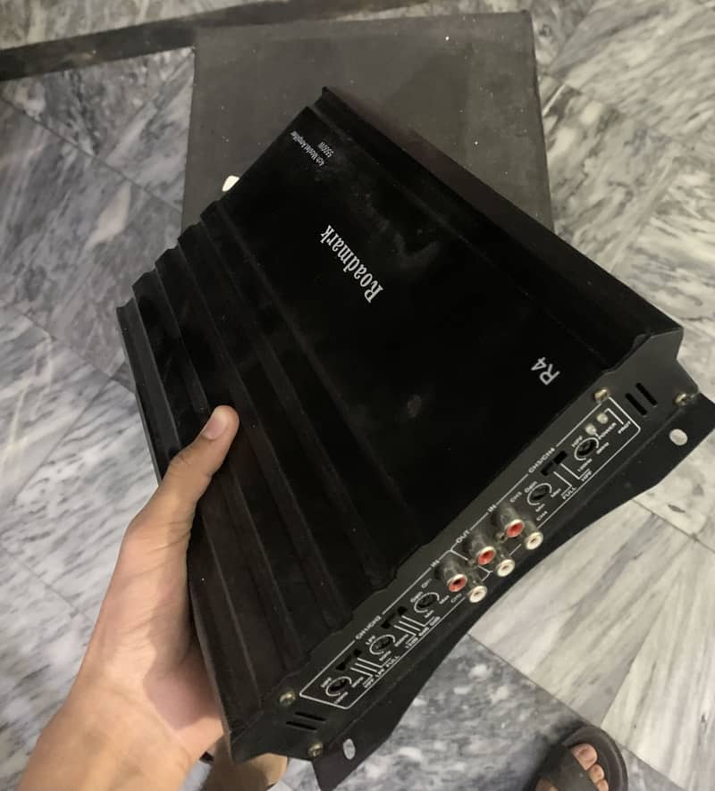 Car speaker(woofer) and amplifier 3