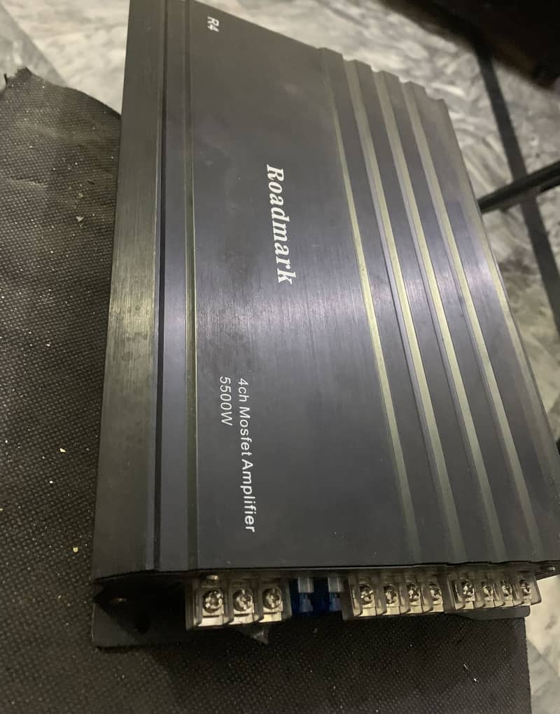 Car speaker(woofer) and amplifier 4