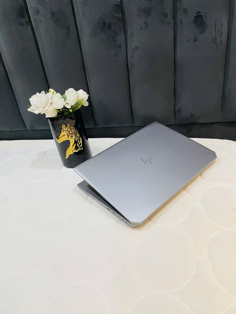 Hp Zbook Workstation Core i7 HexaCore 8th Gen 4GB Card SSD 512GB/16GB 7