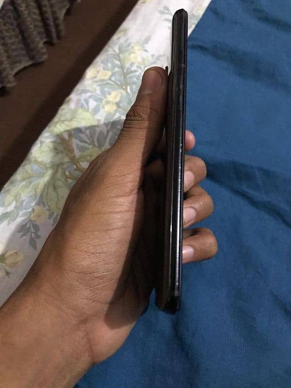 One Plus 6 dual sim 8/128 03204430494 2