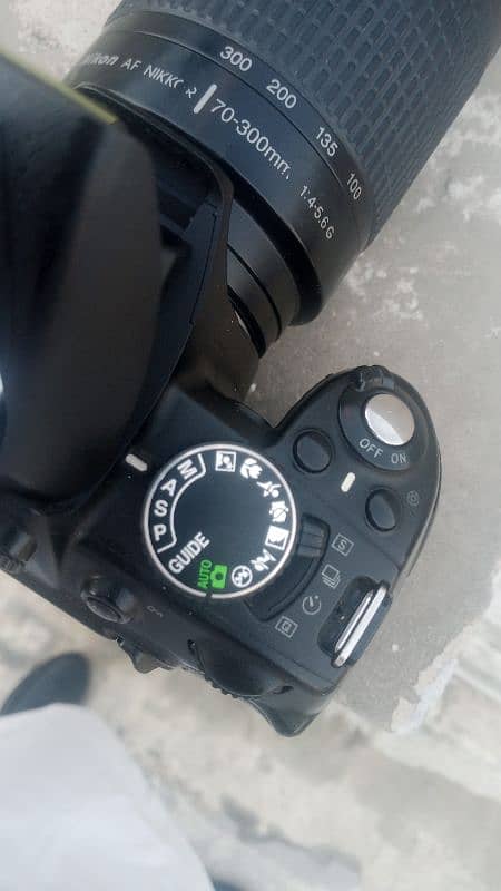 Nikon d3100 with 70/300 lense all ok camera cash on deliver avalialbe 5