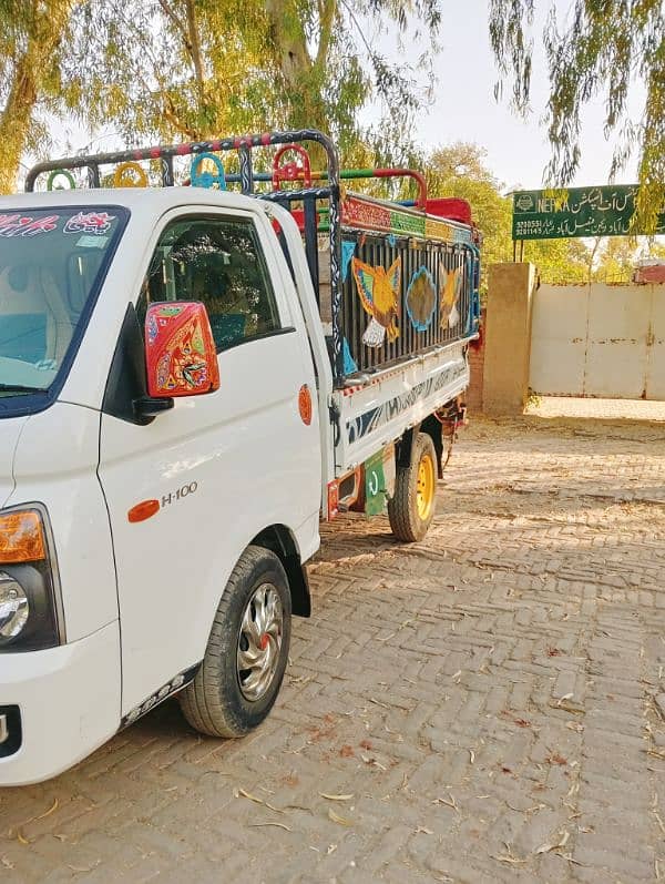 Hyundai H100 1