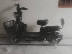 electric skuty good condition showroom warranty
