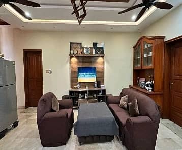 In DHA Phase 3 - Block Z Upper Portion Sized 1 Kanal For rent 1