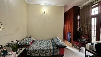 In DHA Phase 3 - Block Z Upper Portion Sized 1 Kanal For rent 7