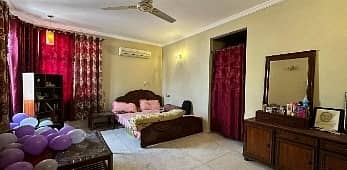 In DHA Phase 3 - Block Z Upper Portion Sized 1 Kanal For rent 12