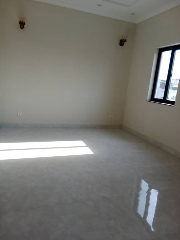 5 MARLA HOUSE FOR RENT IN A BLOCK  DREAM GARDENS  LAHORE. 2