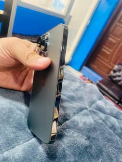 I phone 13 pro black  with box