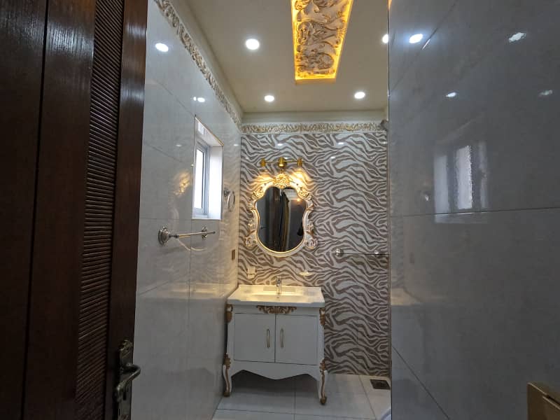 5 Marla house on 3 years installment in Central Park Lahore 4