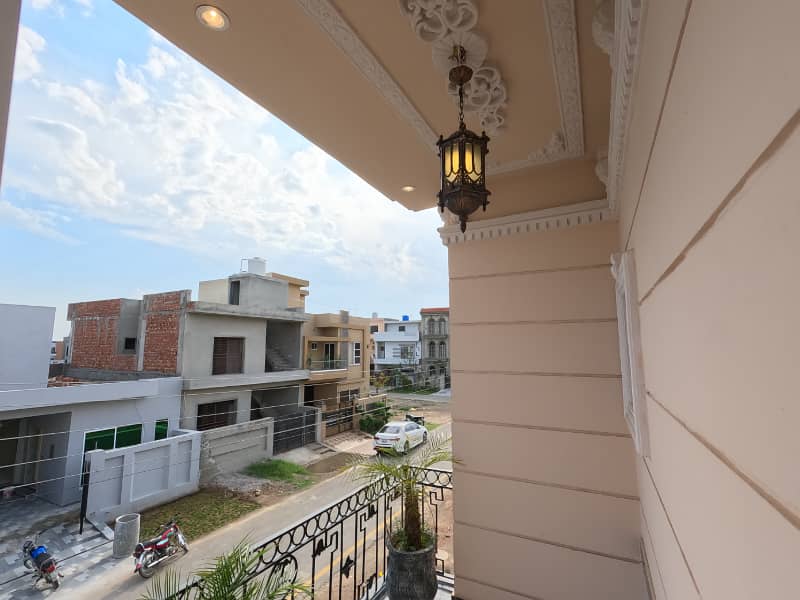 5 Marla house on 3 years installment in Central Park Lahore 8