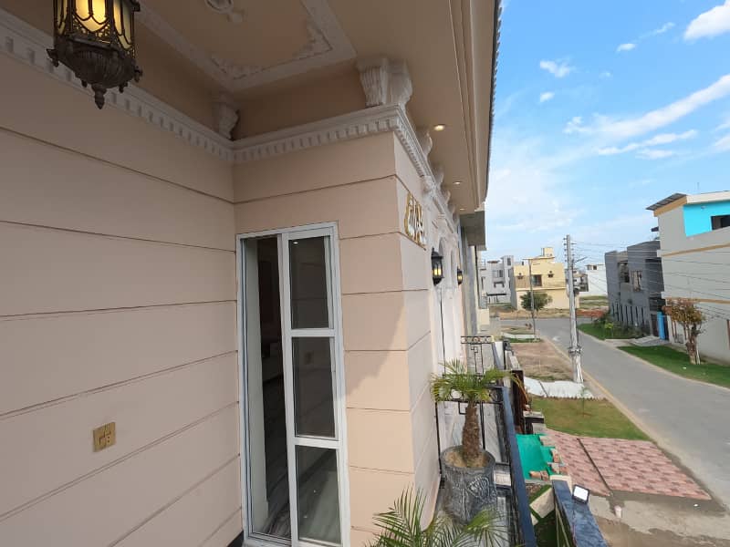 5 Marla house on 3 years installment in Central Park Lahore 9
