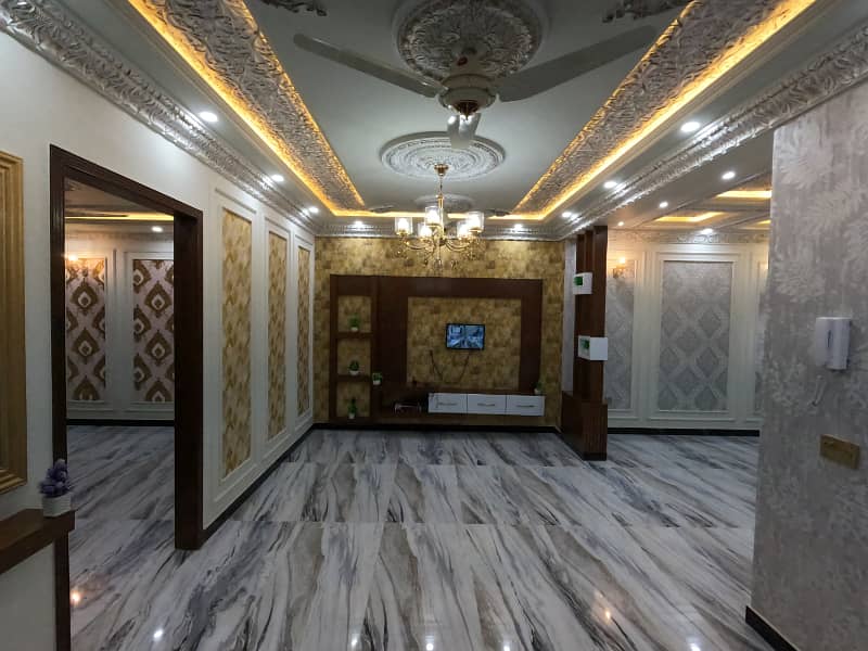 5 Marla house on 3 years installment in Central Park Lahore 10