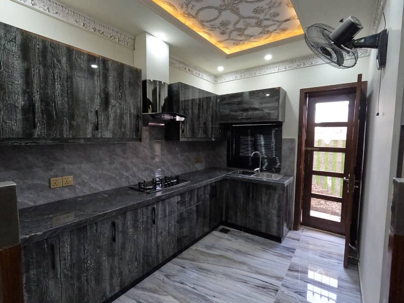 5 Marla house on 3 years installment in Central Park Lahore 15