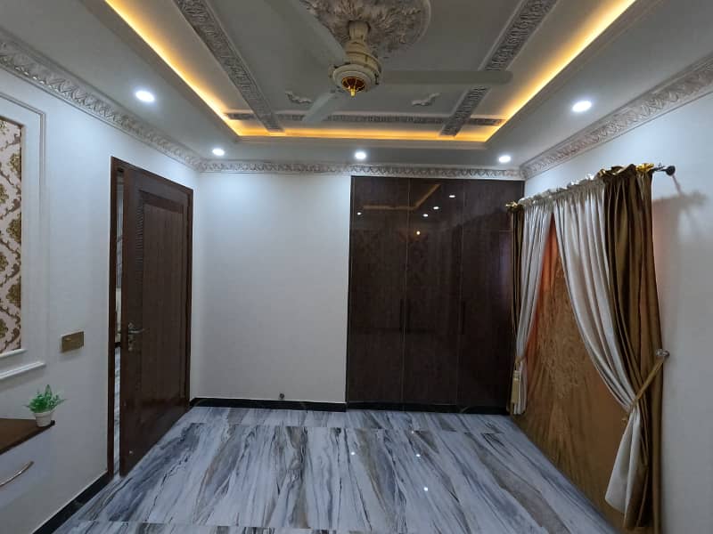 5 Marla house on 3 years installment in Central Park Lahore 19