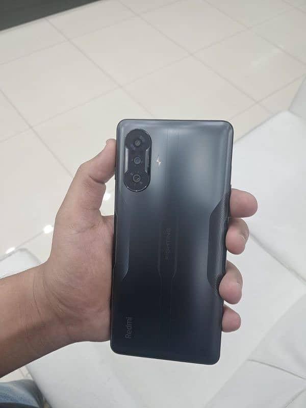 Redmi K40 Gaming 1