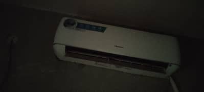 Hisense brand ka AC hai pichlay saal 1 month chla tha