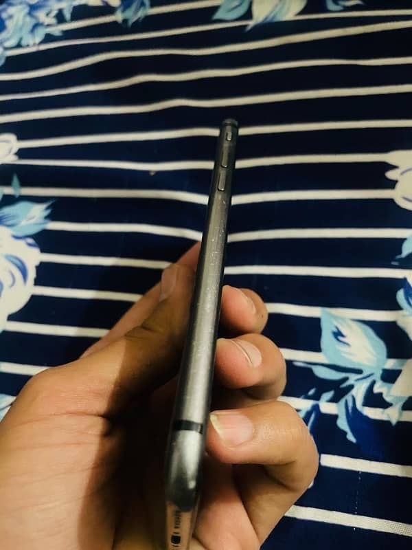 iPhone 8 pta 4