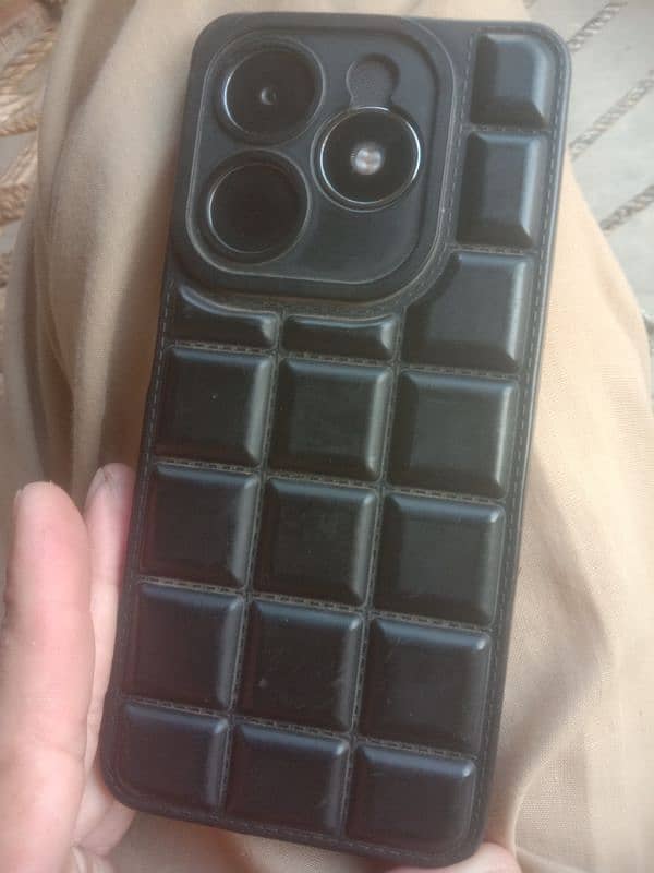 Tecno Spark 20 for sale 0
