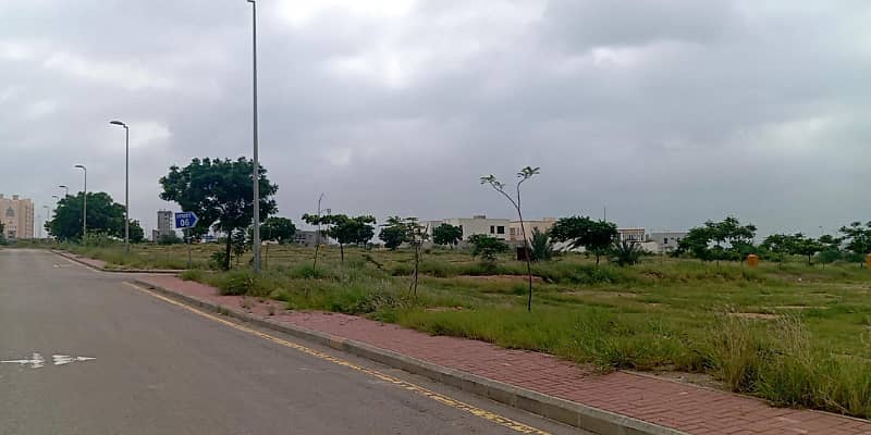 Allotment In Hand 1000sq yd plot in Bahria Town Karachi at Precicnt-7 is FOR SALE. Best for Investment 7