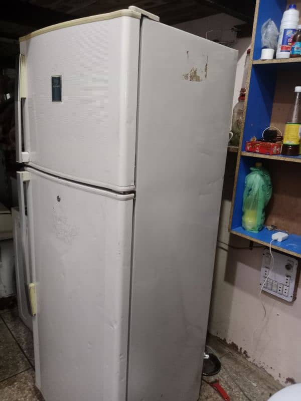 Dawlance frig for sale 1