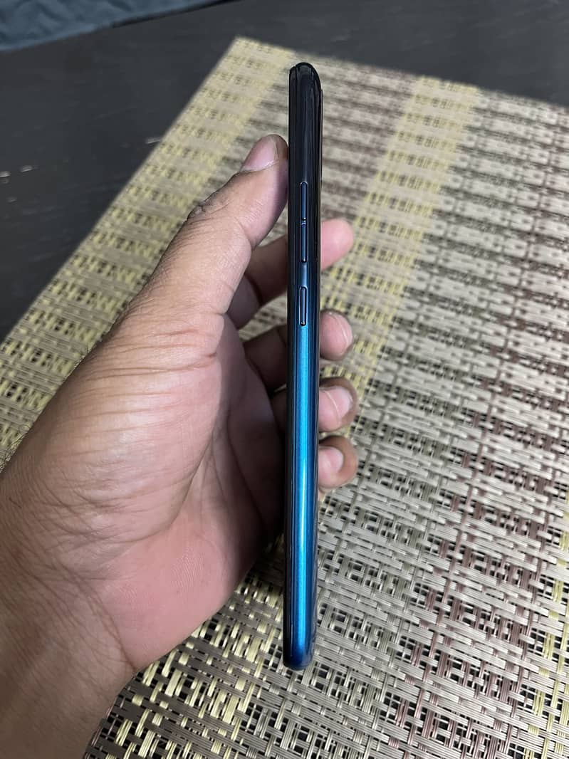 Tecno Spark 6 go, 4/64 5