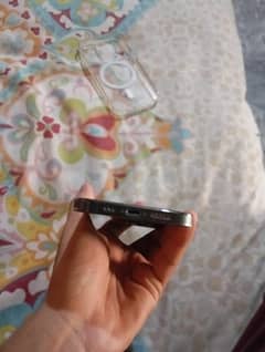 i am seeling my i phone 13 pro pta approved
