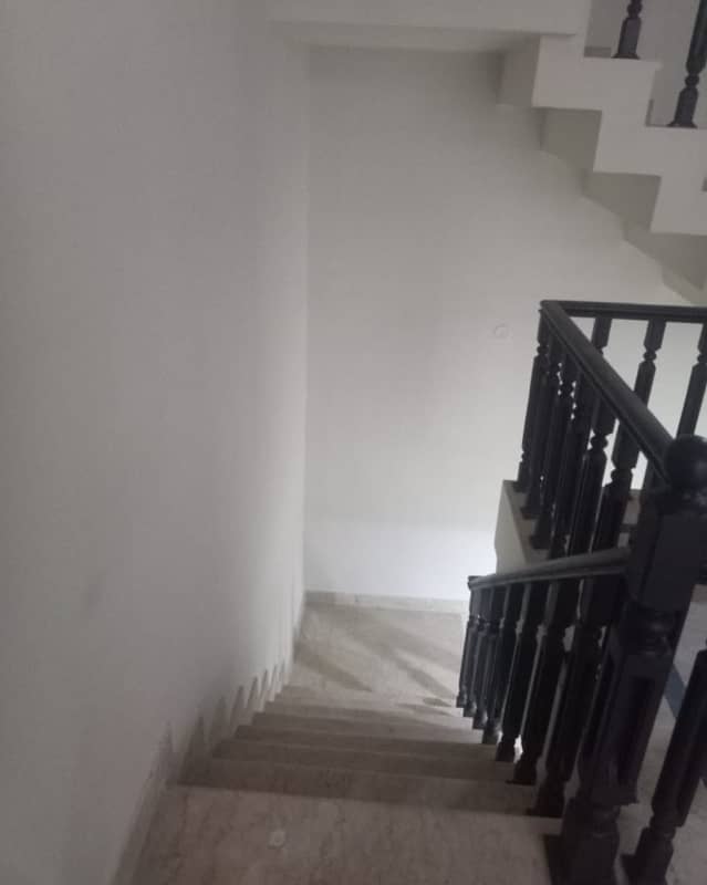 12 Marla House for Rent in Johar Town Lahore 9