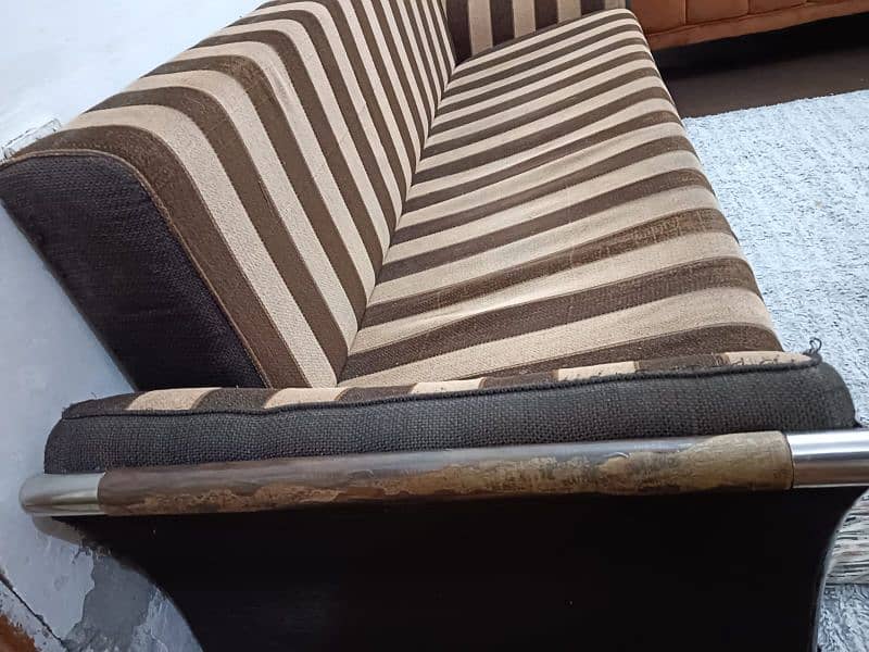 sofa come bed - slightly used 0