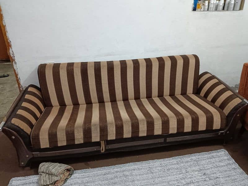 sofa come bed - slightly used 1