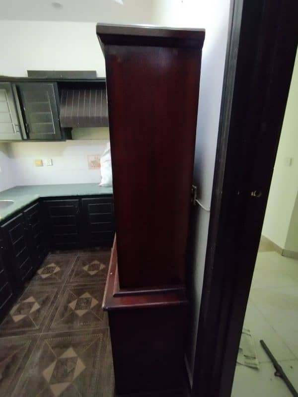 iron shelf (heavy) 4