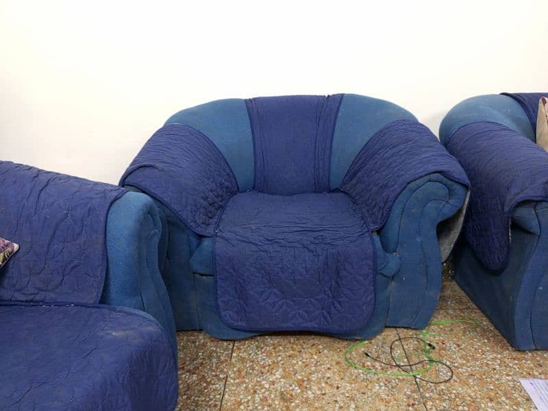 6 seater sofa set with central table 1